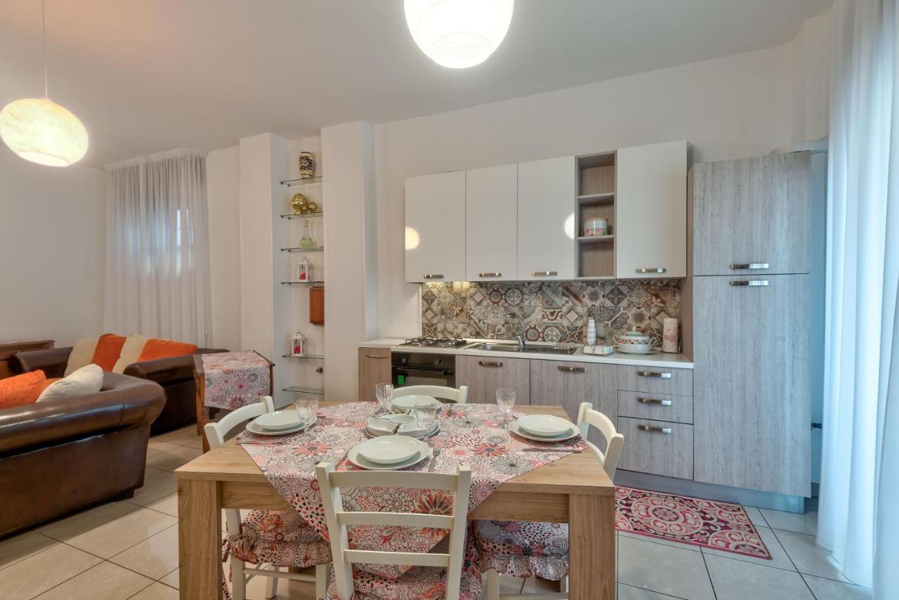 Casa Vacanza Binario 35 チェーリエ・メッサーピカ エクステリア 写真